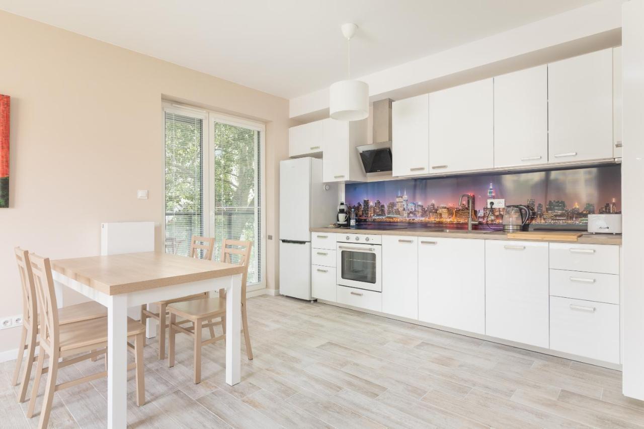 Metro Wilanowska Comfortable Apartment Varsovia Exterior foto